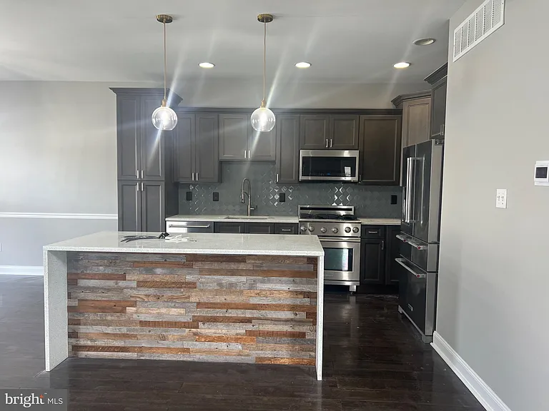 18 Bryce Rd — Photo 5