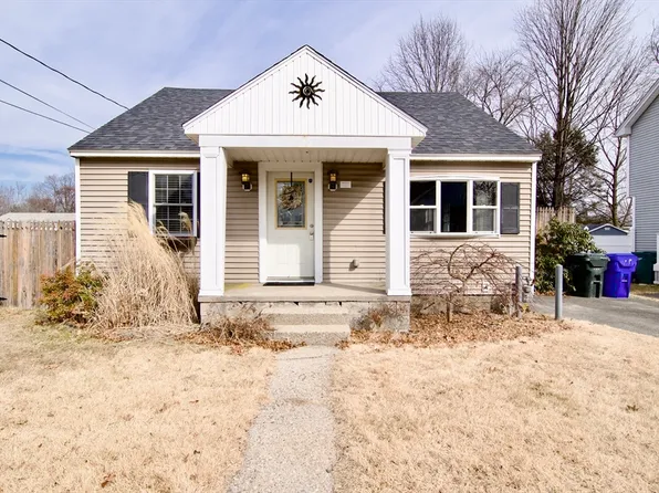 83 Lorimer St, Springfield, MA 01151
