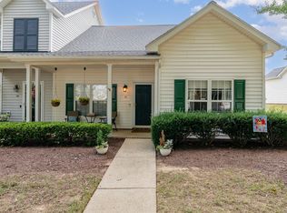331 Commons Dr, Holly Springs, NC 27540