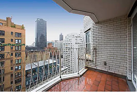 Sold by Corcoran | media 15