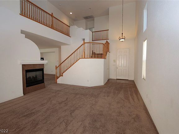 3rd image of 9040 Tumblewood Ave