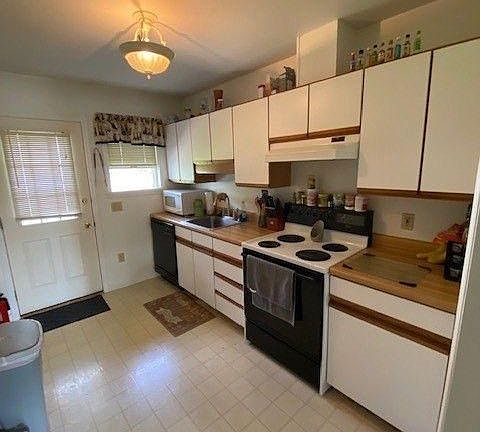 4th image of 264 W 18th St #B