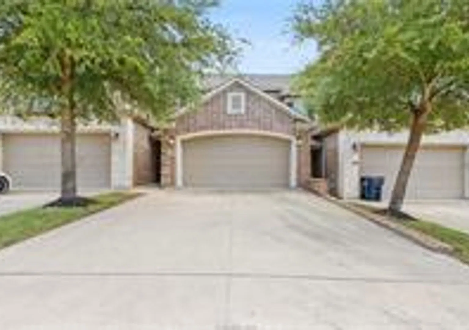 1446 Crescent Ridge Drive — Photo 1