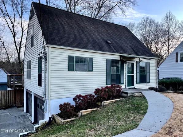 1712 Woodrow Dr, Knoxville, TN 37918