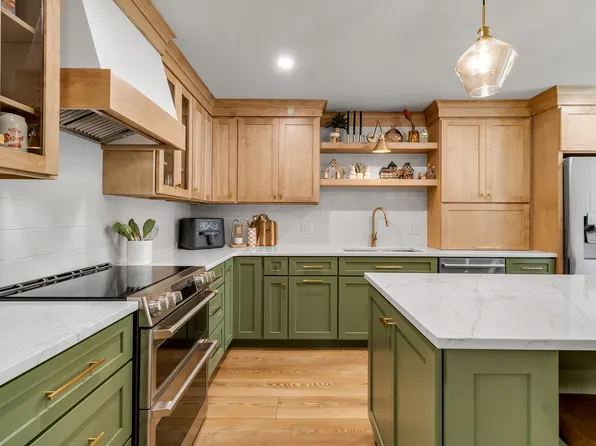 (undisclosed Address), Orchard Park, NY 14127