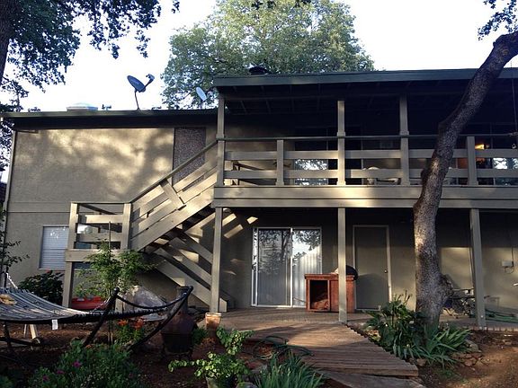 3rd image of 3670 Larkspur Ln