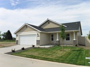 7861 E Bunker Hill St, Nampa, ID 83687