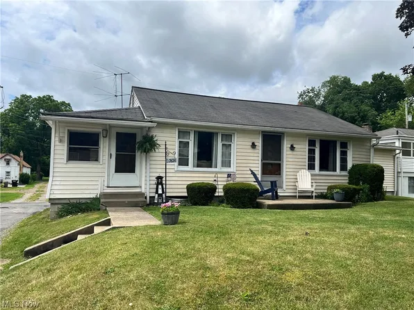 7624 Brown St, Negley, OH 44441