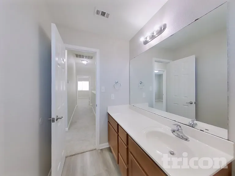 9046 Bowring Park — Photo 14