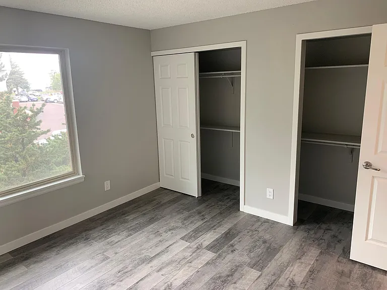 918 Acapulco Ct — Photo 8
