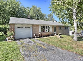 100 Oak Knoll Rd, New Cumberland, PA 17070