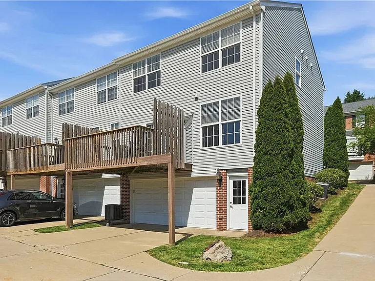 10565 Cherry Grove Ct — Photo 27
