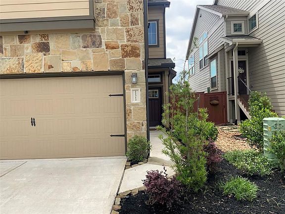 2nd image of 22312 Misty Woods Ln