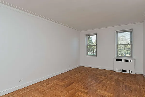 Sold by Houlihan Lawrence | media 4