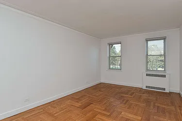 Sold by Houlihan Lawrence