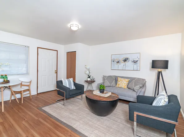 University Park & Place, 501 E 18th Ave #155, Ellensburg, WA 98926