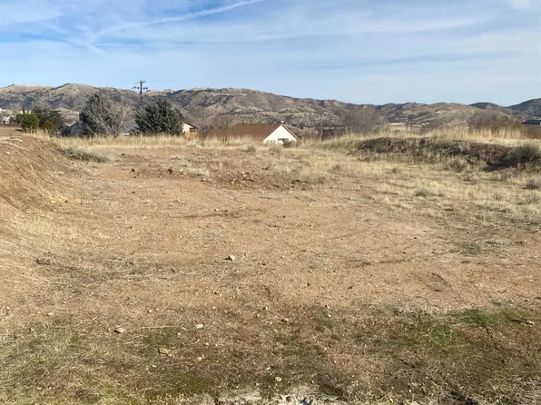 22512 Mariposa Rd #80, Tehachapi, CA 93561