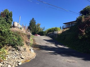 11500 21st Pl SW, Seattle, WA 98146