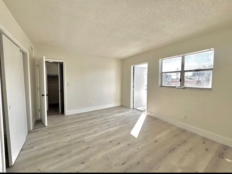 1825 Johnson St #104 — Photo 5