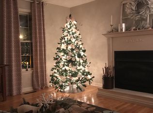 306 Lee Rd, Dickson, TN 37055