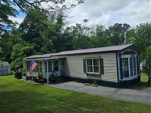 1 Terrace Drive, Plainfield, CT 06374