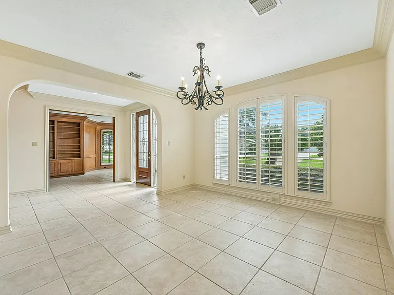 1611 Copperas Cv — Photo 9