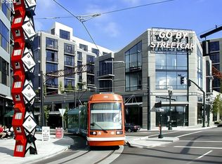 1030 NW 12th Ave APT 427, Portland, OR 97209