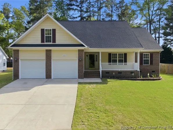 3327 Broomsgrove Dr, Fayetteville, NC 28306