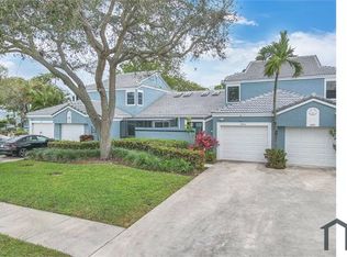 8353 Waterford Ave #3, Fort Lauderdale, FL 33321