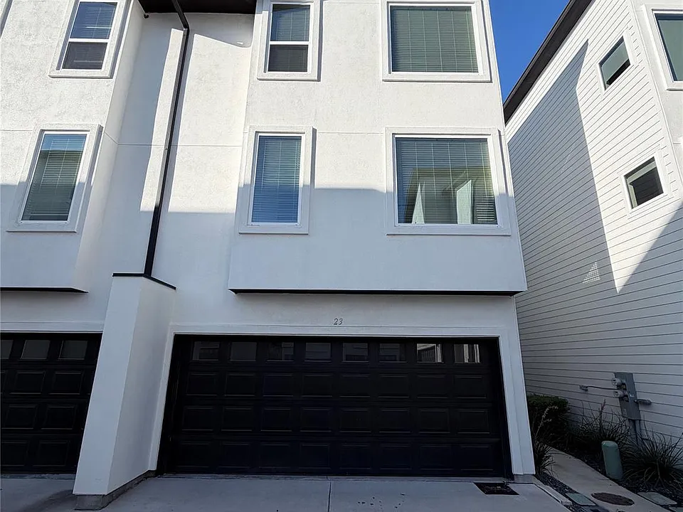 1417 Kramer Ln #23