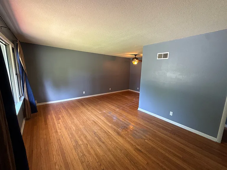 1200 NE 67th Pl — Photo 10