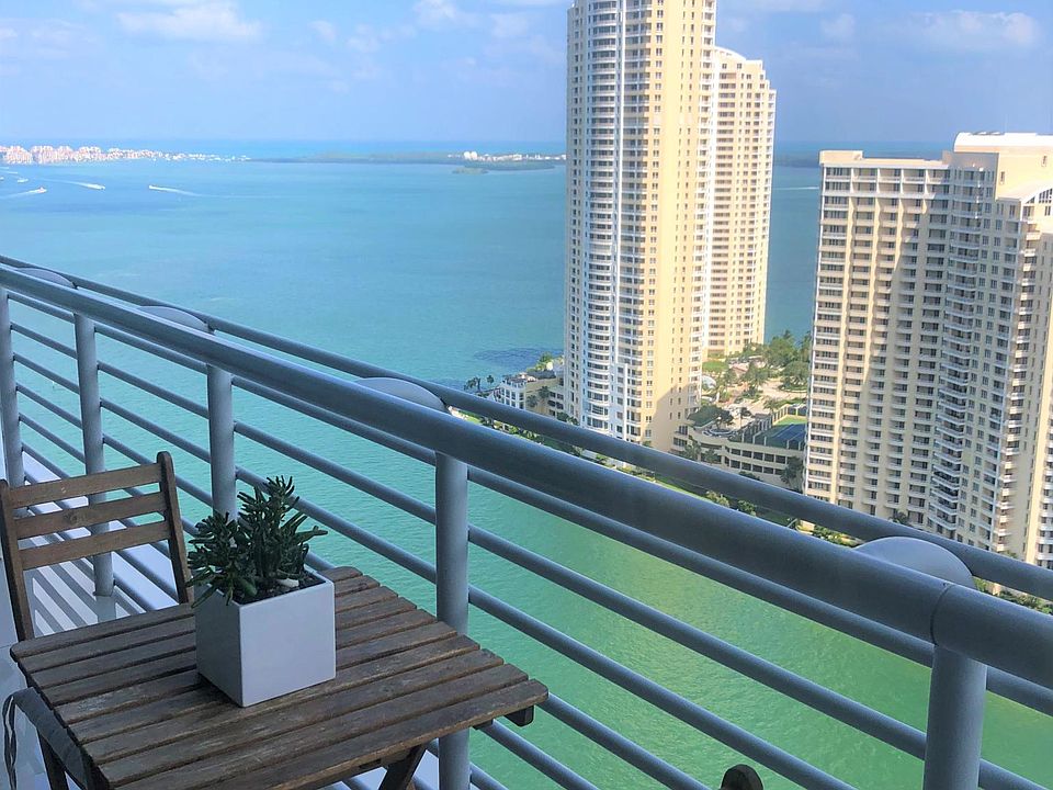 1st image of 325 Biscayne Blvd #3419