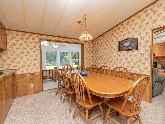 4th image of 241 Bradley Dr