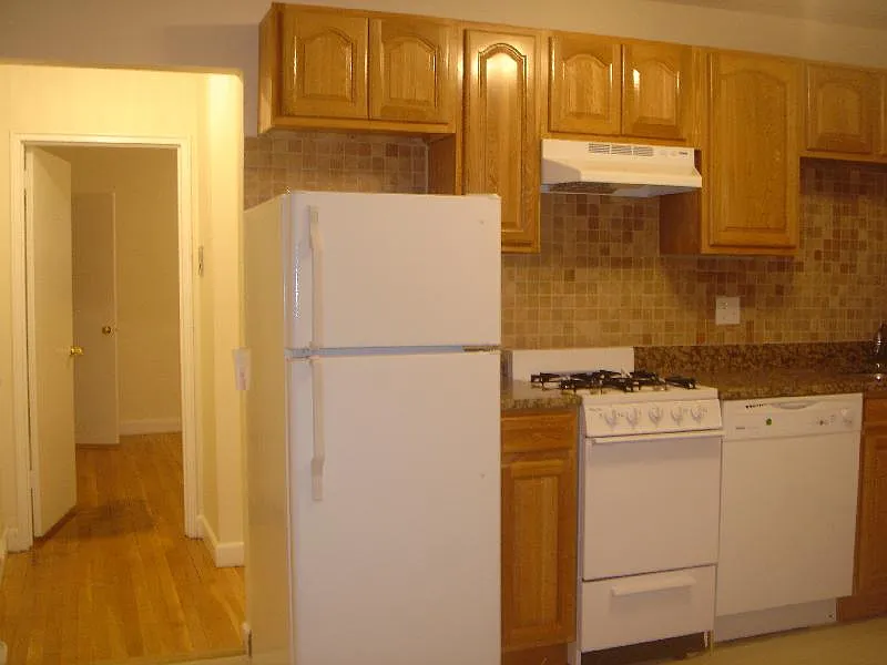 1 bed, 1.0 bath, $2,250 — Photo 2