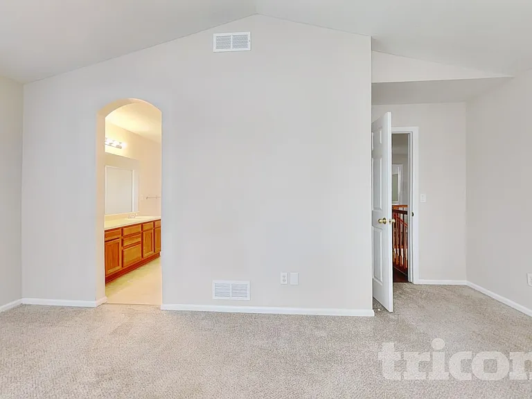 16565 Humboldt St — Photo 8