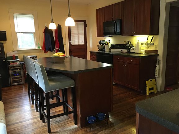 Kitchen/ back entrance