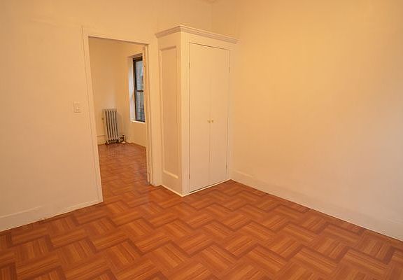 2nd image of 505 W 135th St #43