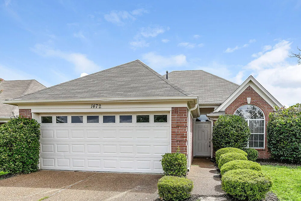 3 bed, 2.0 bath, 1509 sqft, $1,780 — Photo 1