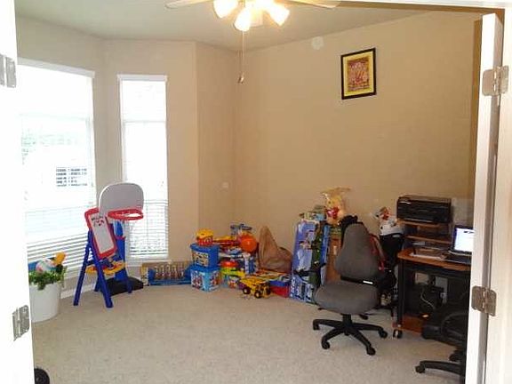 4th image of 16104 Double Eagle Dr