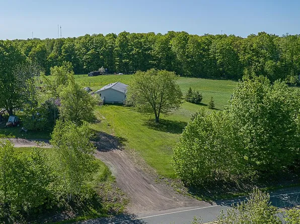 258 Bates Amasa Rd, Iron River, MI 49935
