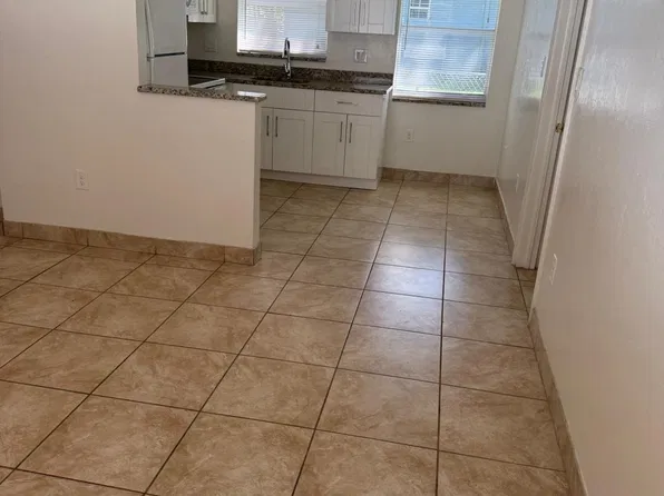 2216 Royal Palm Ave Floor 3, Fort Myers, FL 33901