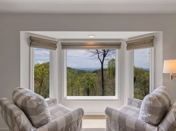 66 Summit Trail, Highlands, NC 28741