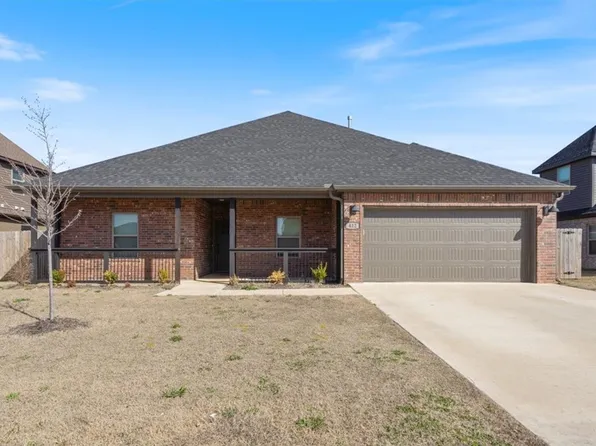 412 Ryder St, Gentry, AR 72734