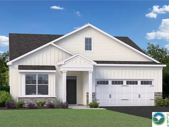 4 Grantaurthur Morris Ct, Whitehall, PA 18052