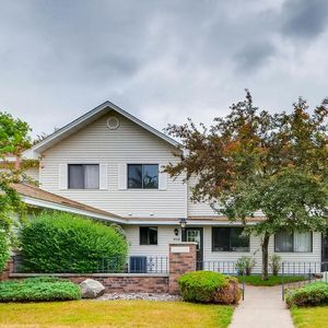 2569 Brookdale Ln N, Brooklyn Park, MN, 55444