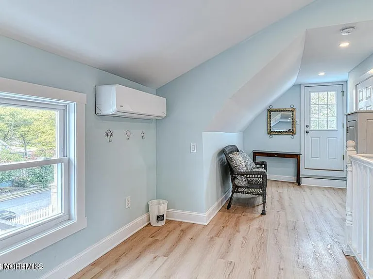 328 Newark Ave #2 — Photo 20