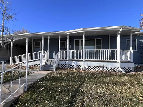 1810 13th Ave, Belle Fourche, SD 57717