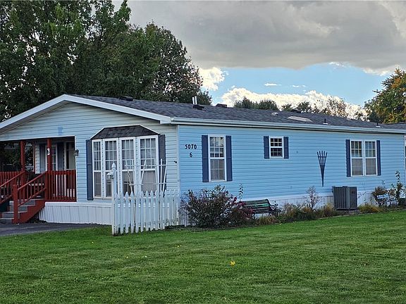3rd image of 5070 Clinton Street Rd
