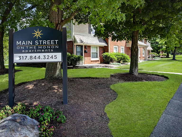 Main Street — Photo 22