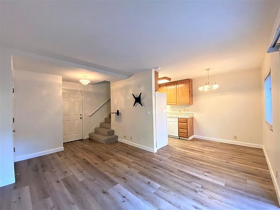 3rd image of 5530 Entrada Cedros